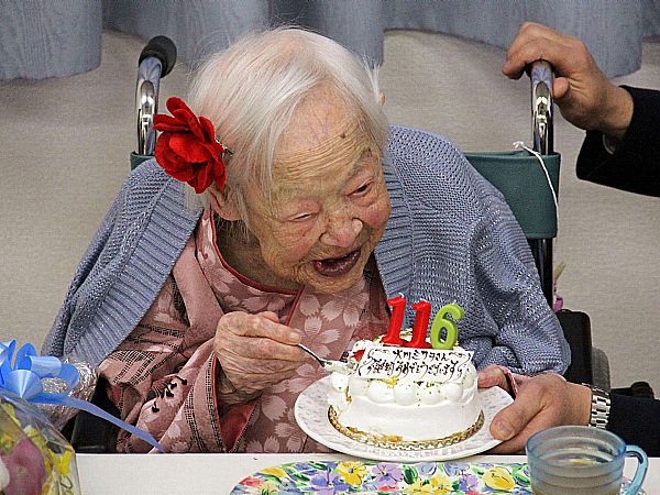 Japonka Misao Okawa je marca praznovala 116. rojstni dan. Rodila se je leta 1898.